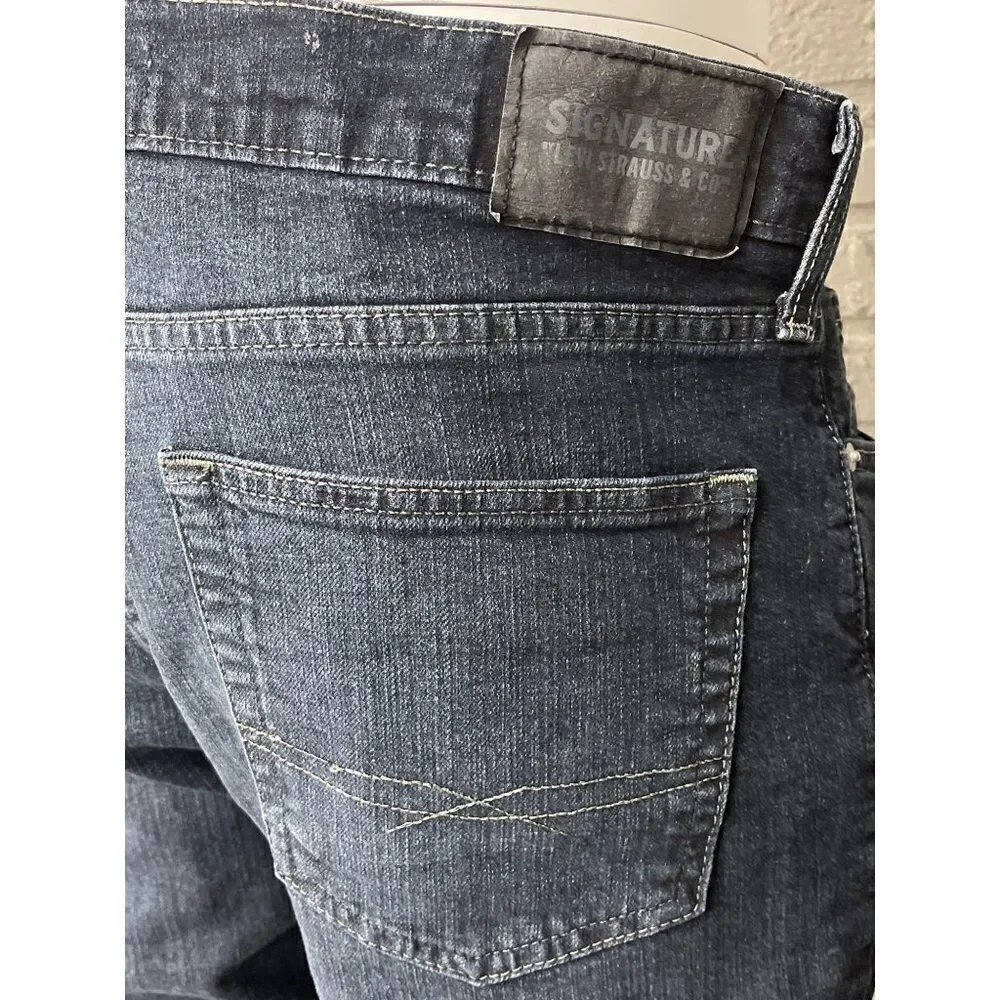 Signature Levi S37 Slim Men’s Blue Jeans Size 36 / 30